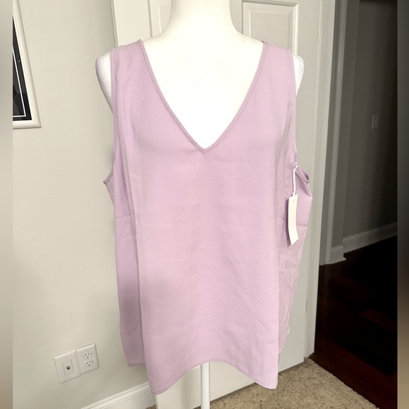 NWT Nordstrom V-Neck Tank - Picture 6 of 10